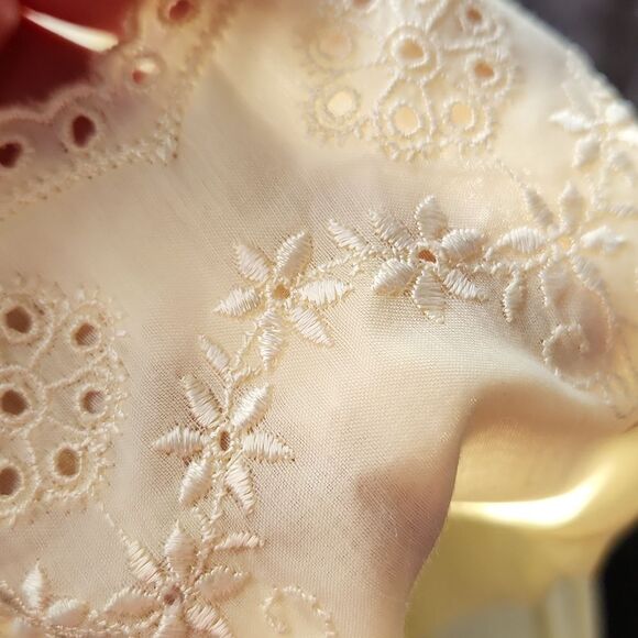 Vintage Shadowline Large Elegant Yellow Nightgown Short Sleeve Lace Trim Eyelet - Picture 9 of 9